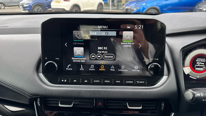 Nissan Qashqai 1.3 DiG-T MH Premiere Edition 5dr Petrol Hatchback